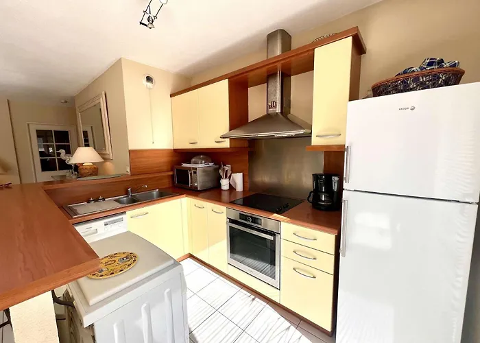 Sr110-108 Appt 3 Pieces 4 Personnes St Raphael Apartment *