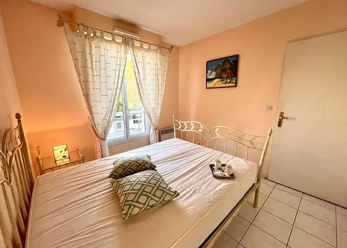 Sr110-108 Appt 3 Pieces 4 Personnes St Raphael Apartment